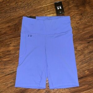 NWT Under Armour Fitted Motion High Rise Biker Short